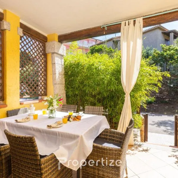 Villetta con idromassaggio e patio by Propertize, Hotel in Golfo Aranci