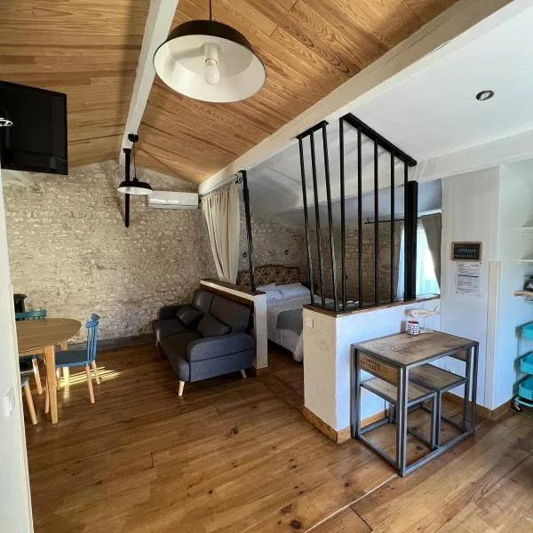 Maison en pierres, calme et authenticité vendéenne, viešbutis mieste Velluire