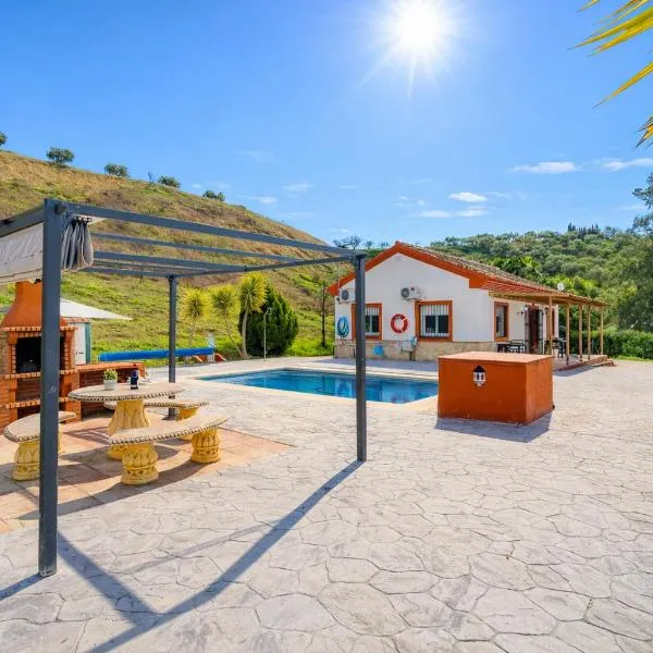 Cubo's Casa Rural El Andaluz, hotelli kohteessa Coín