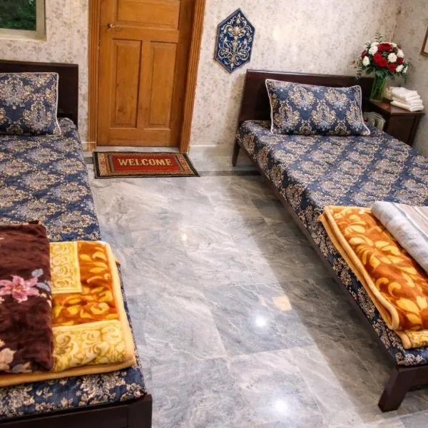Alzahir GUESTHOUSE & HOTEL bharakahu, ξενοδοχείο στο Ισλαμαμπάντ