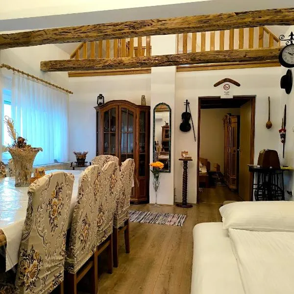 Holiday house Zoki, хотел в Кутина