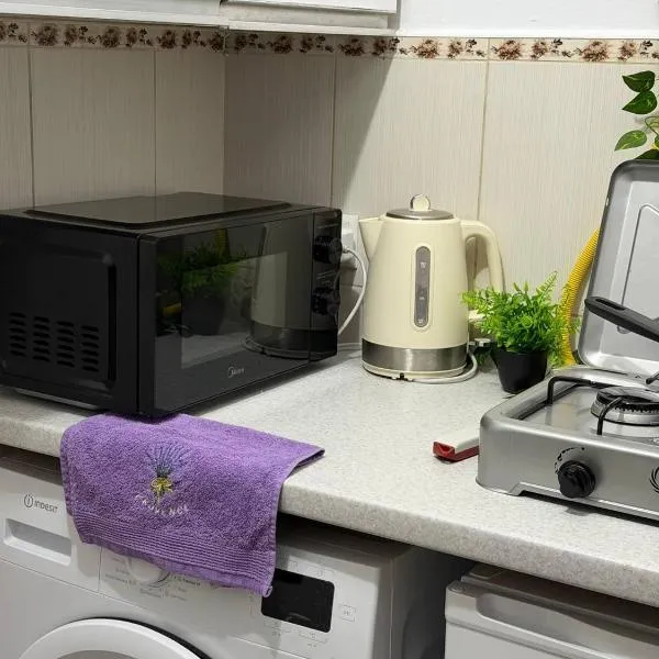 Cozy Grey Studio, hotel v mestu Chişinău