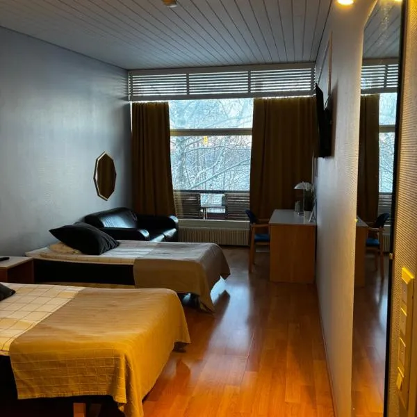 Hotelli Pihkuri โรงแรมในวีตาซารี