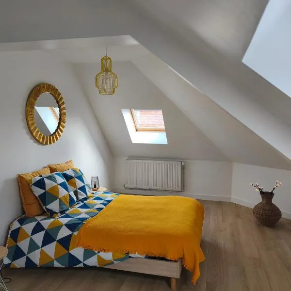 Le Sunny-Appartement duplex spacieux, hotel en Outreau