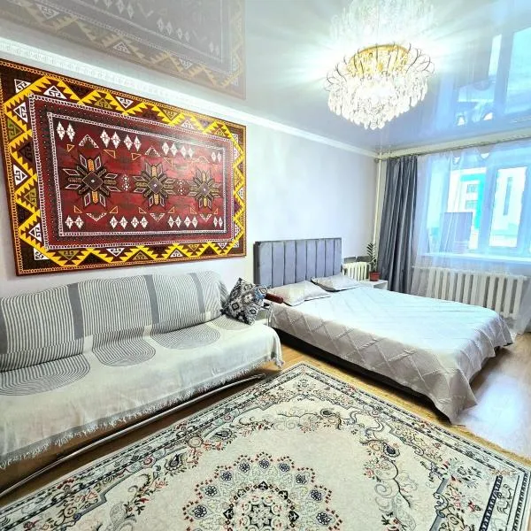 Двухкомнатная "Аэропорт Астана", מלון בPrigorodnyy