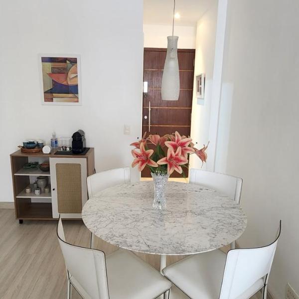 Apartamento confortável de 2 quartos no coração de Ipanema - Foto 4