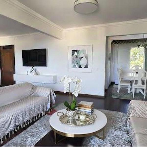 Quarto Privativo Farol da Barra Banheiro Exclusivo Frigobar TV - Foto 5