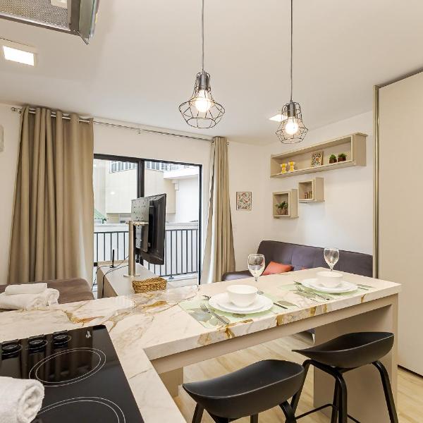 Studio Completo e Moderno com SmartTv, sofa cama, Ac e Wi Fi - Foto 4