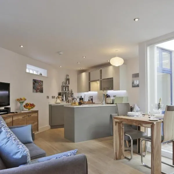 2 Bed in Southwold oc-wtp, hotel u gradu Sautvold