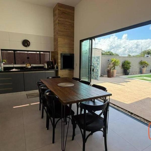 Casa ampla com piscina espaçosa para temporada em Itapoá SC - Foto 4