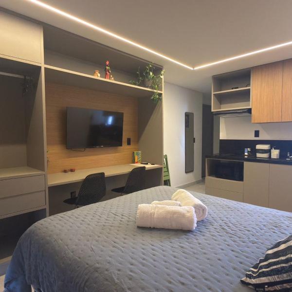 Lindo Studio com rooftop e piscina