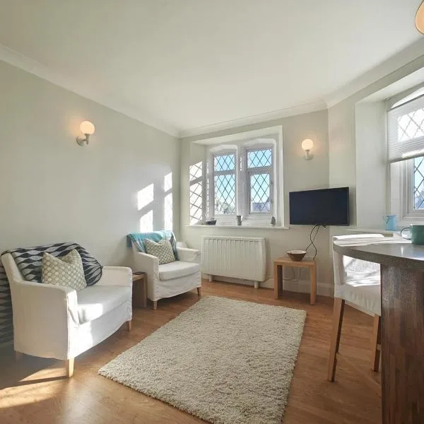 2 Bed in Beer oc-b30324, hotel din Beer