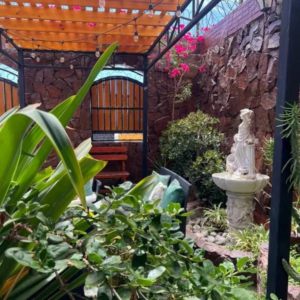 Hotel Boutique Casa Piedra, hotel Tocopillában