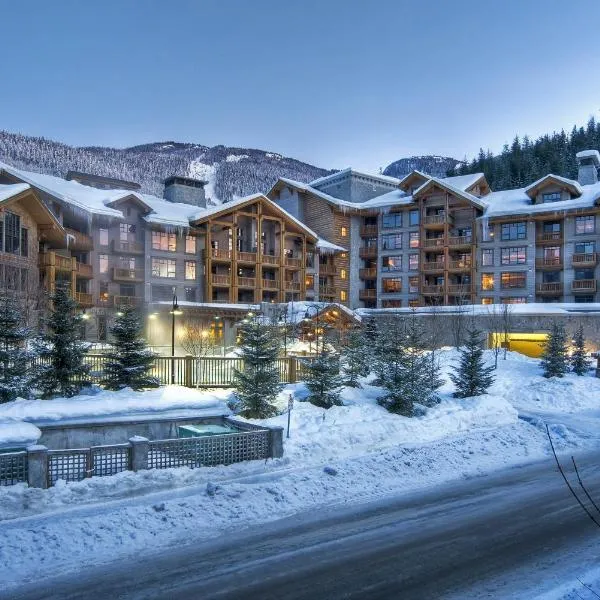 First Tracks Lodge, by Lodging Ovations, hotel u gradu Visler