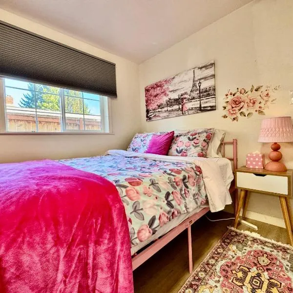 Seattle में, होटल Cozy 1 Bedroom Apartment 10 minutes to SeaTac Airport