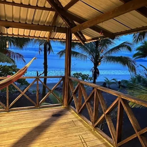 Cabaña La Kirita EcoHotel, отель в городе Баия-Солано