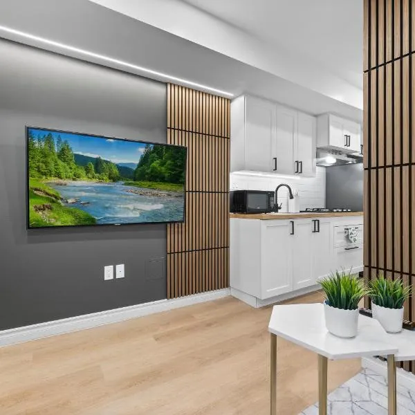 High Park Grove Modern 1B1B, Kitchen, Laundry – hotel w mieście Toronto