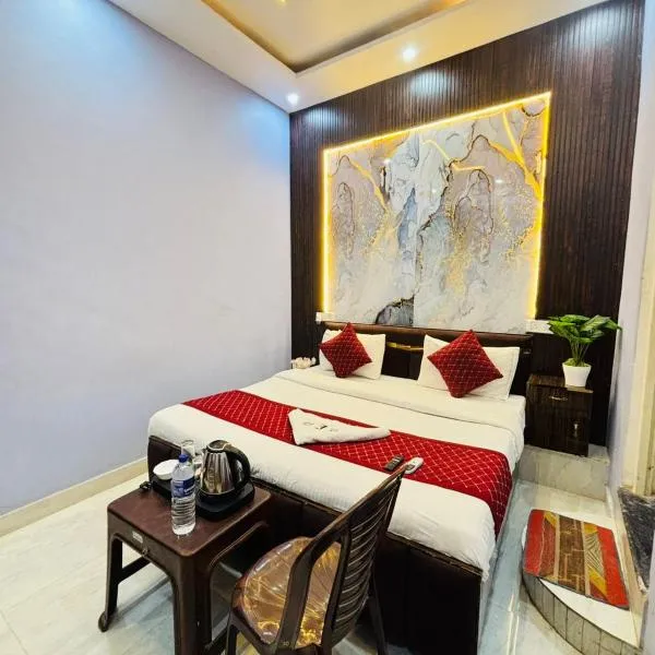 Hotel Heaven Grand Vedas By Aryakulam Ayodhya Free Buffet Breakfast, hotel i Ayodhya