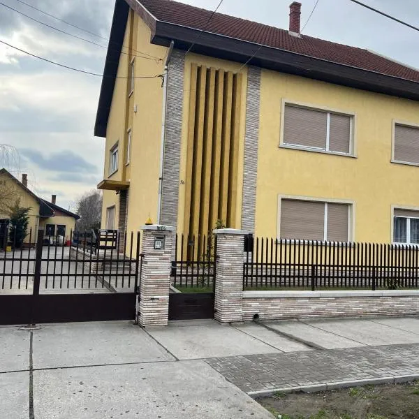 Airport Relax apartment, хотел в Вечеш