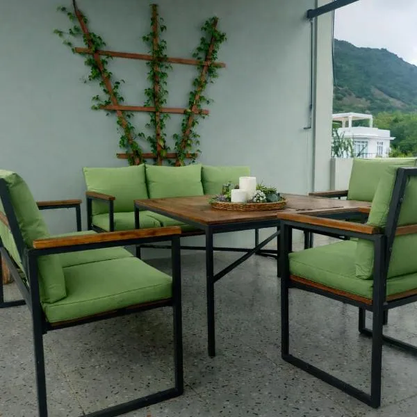 La Nuit Étoilée , Restez plus, payez moins !, khách sạn ở La Gaulette