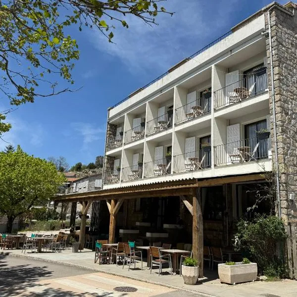 Sole E Monti، فندق في Quenza