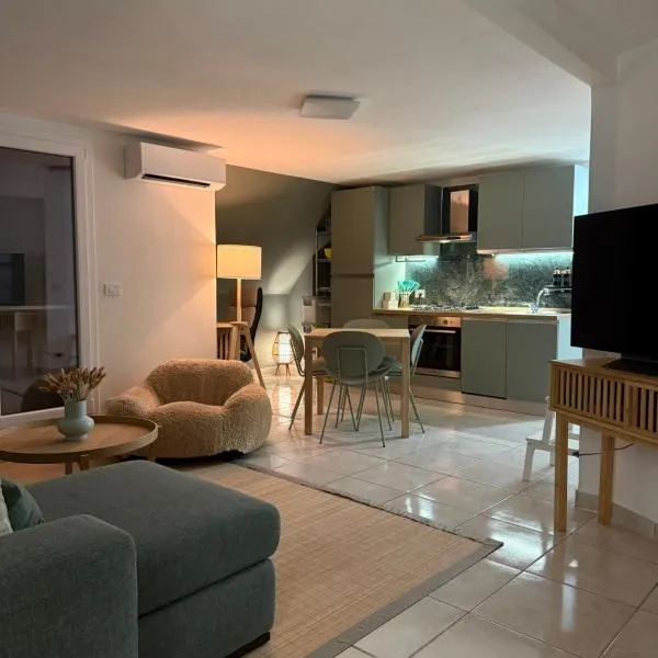 Villa Montepaone, hotel i Montepaone Lido