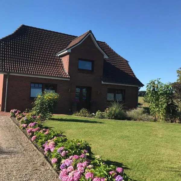 Schütt, Gerhard und Elke -Ferienhaus 6, hotel em Janneby