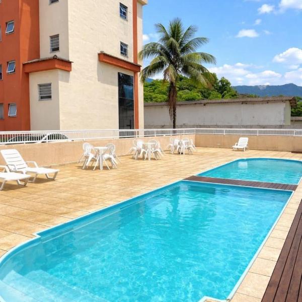 Apartamento com piscina e churrasqueira em Ubatuba
