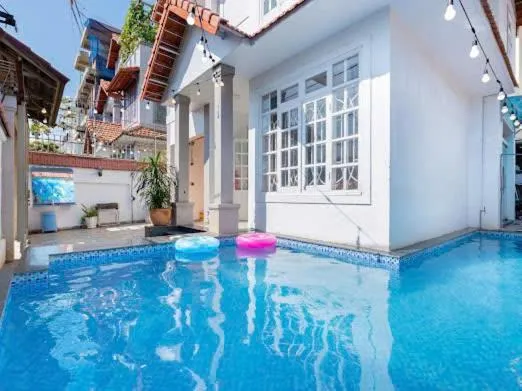 LINA VILLA Gần Biển Bãi Sau، فندق في فنغ تاو