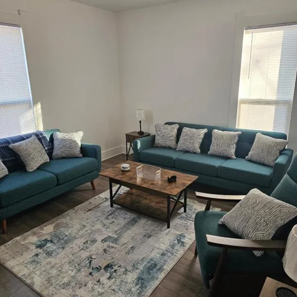 Anderson में, होटल Furnished 2ND FLOOR 2-bedroom Downtown Anderson IN