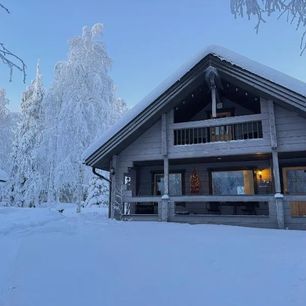 Pusikko - Cozy Lake Villa - Ice Swimming - Sauna - Fireplace - Barbeque Shed, отель в Куусамо