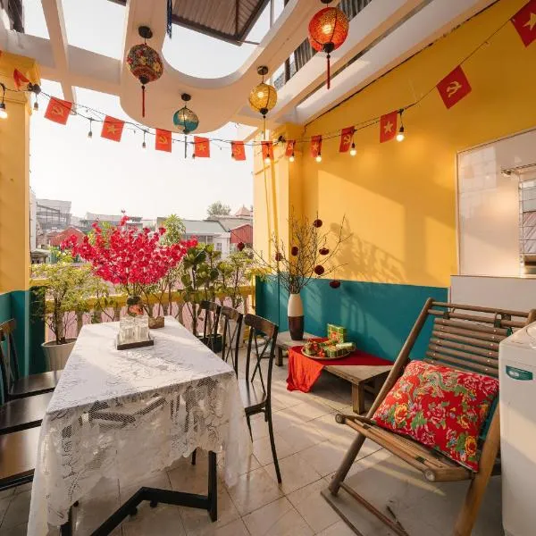Tonkin Old Quarter with Rooftop - Big Group - Train street, hotel a Hanoi