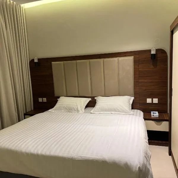 알 울라에 위치한 호텔 Milano Hotel