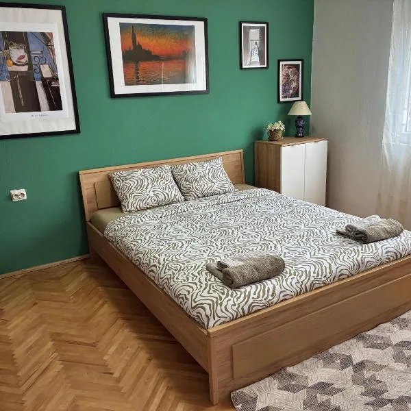 Center rooms, hotel u gradu Kavadarci