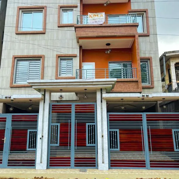 Meublés tout confort à Makepe - Immeuble KOLA - Groupe Électrogène, hotel en Duala