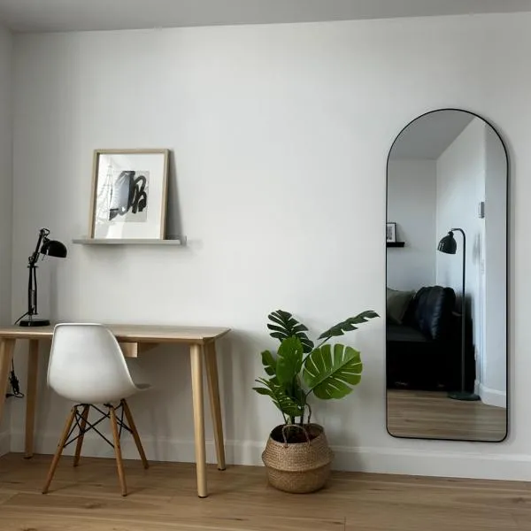 L'appartement BOHO avec parking، فندق في مدينة كيبك