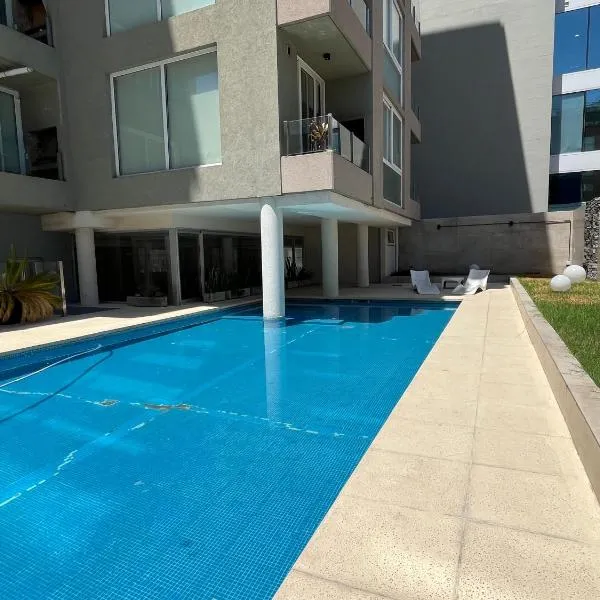 Monoambiente con piscina y parrilla, hotel v destinaci Vicente López