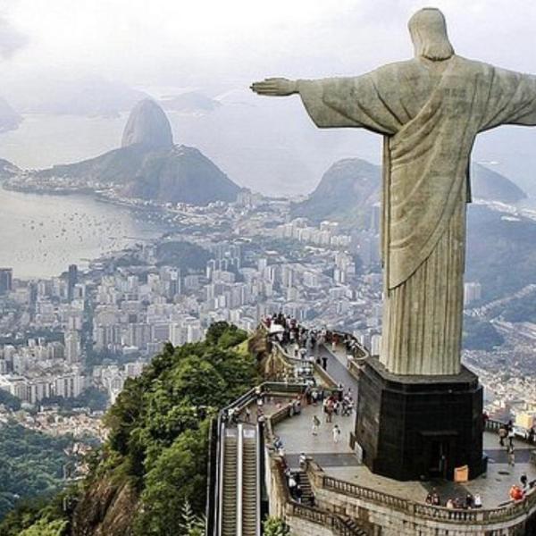 Curta o carnaval no coração de Copacabana