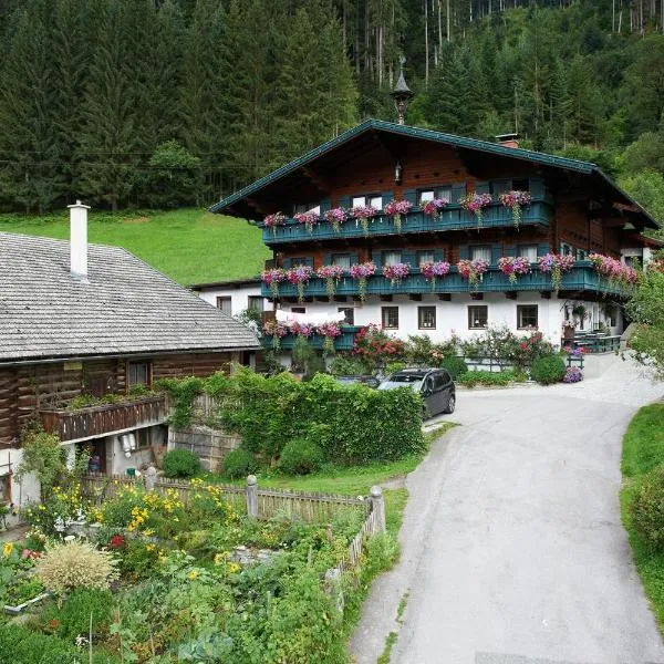 Appartement Ferienhof Ortnergut, hotel v Eben im Pongau