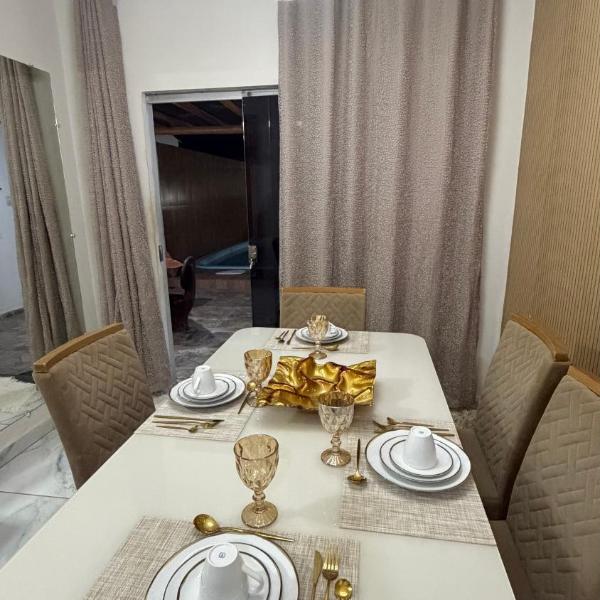 Casa com piscina moderna e aconchegante para sua maior comodidade - Foto 5