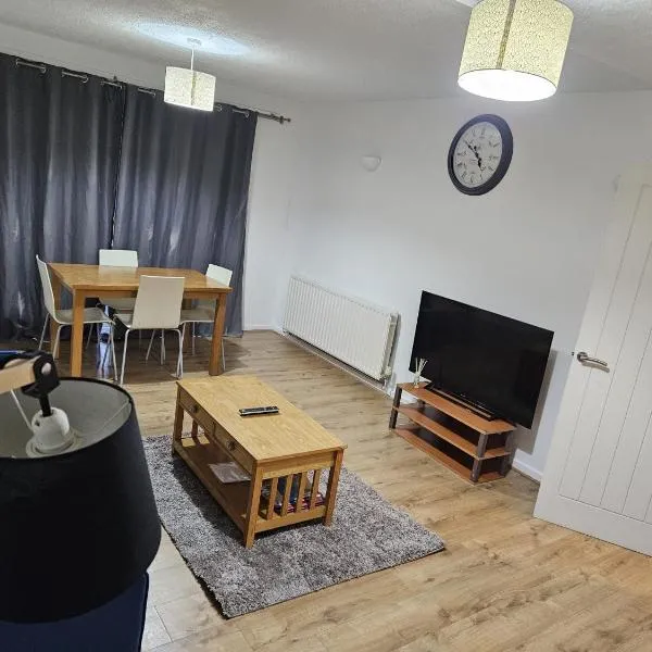 Modern 2-Bed Apt Near Hospital and University of Birmingham, Hotel in Birmingham