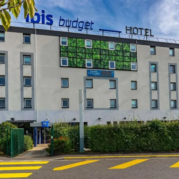 ibis budget Marne la Vallée Pontault Combault, hotel in Pontault-Combault
