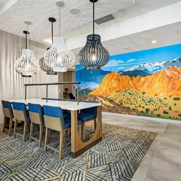 Tru By Hilton Colorado Springs Airport, hotell i Colorado Springs