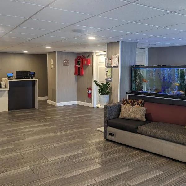 Quality Inn & Suites Northampton - Amherst, хотел в Нортхамптън