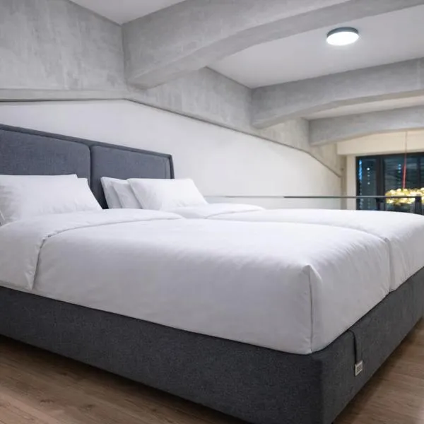 Prague Design Loft Kolbenova, Metro, Parking,位于布拉格的酒店