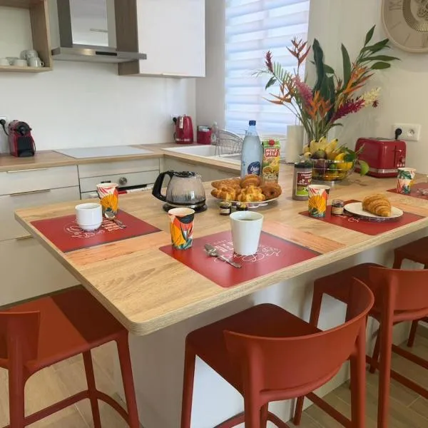 L'Aparté des hibiscus, hotel em Les Trois-Îlets