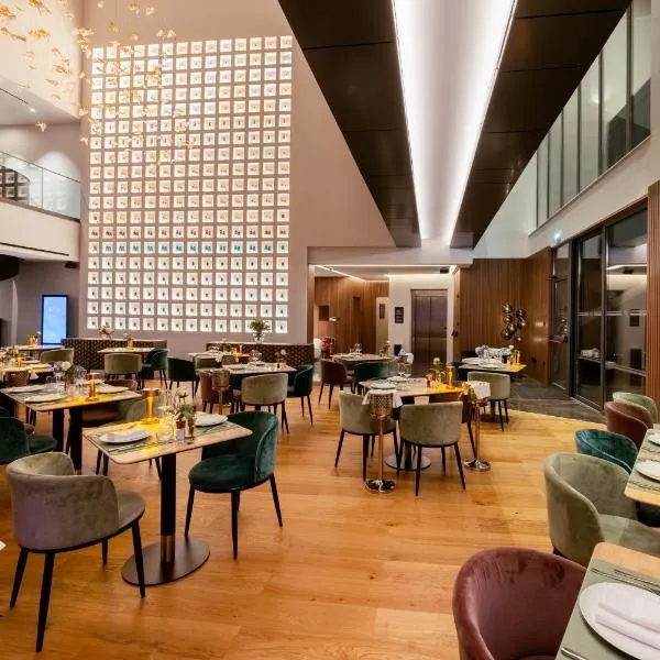 Serbellas Boutique Hotel, hotel v mestu Paphos City