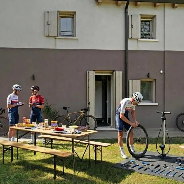 with free parking at the Corte dell'Angelo, hotel u gradu 'Trivignano'