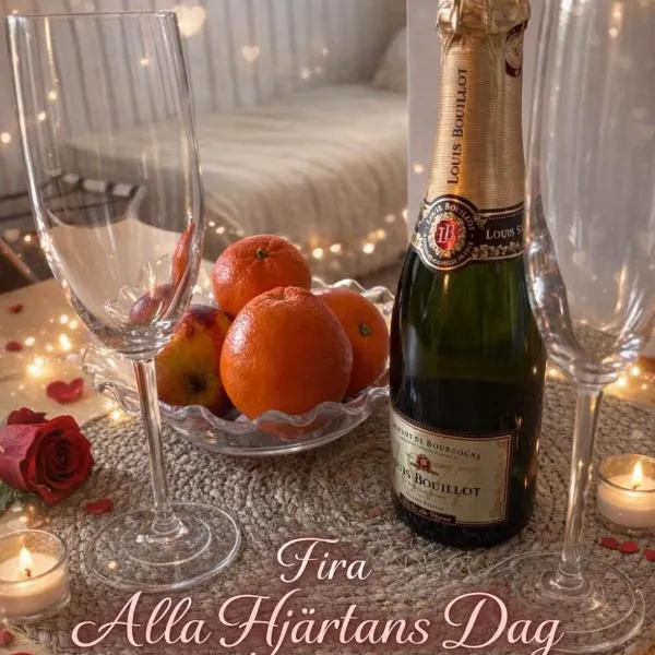 Lilla huset Bed & Breakfast - countryside guesthouse, free parking, hotell i Örebro