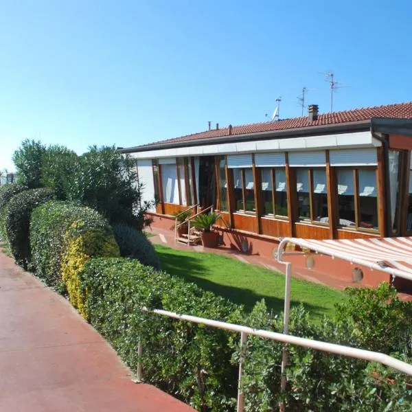 Le Sable Fin Beach House, hotel a Viareggio